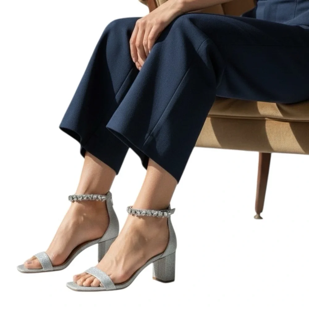 Jewel Badgley Mischka, Shimmery Silver‎ Satin Shoe, Rhinestone Ankle Strap, Sz 8